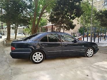lider diski type 0: Mercedes-Benz 230: 2.3 l | 1995 il Sedan — 4
