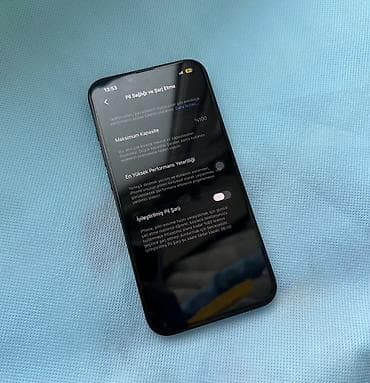 kamer: IPhone 13, 128 GB, Qara, Face ID — 7