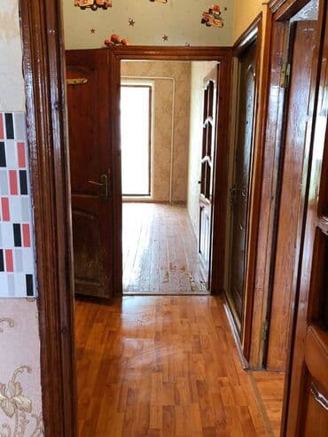 ağ şeher evler: Bakı, 3 otaqlı, Köhnə tikili, 70 kv. m — 10