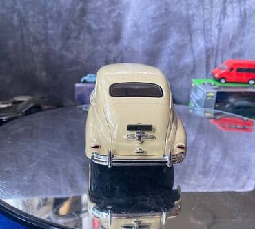 1 43 modelka: QAZ, 1951 il, 1:24, Dəmir, Ödənişli çatdırılma — 8