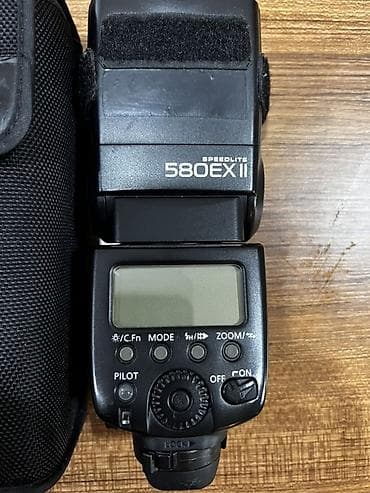 video reqstrator: Canon Speedlite 580EX II xarici flaş - Brend/model: Canon Speedlite — 6