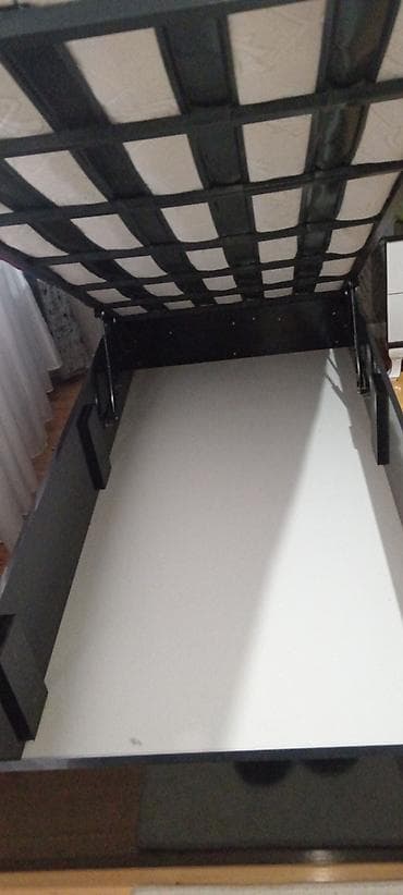 yatak desti: Yataq dəsti – qaldırılan bazalı, döşəkli - Ölçü: təxminən tək — 5