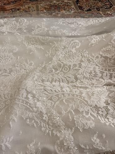 Toy paltarları: Məhsul: Zərif gəlinlik Yalnız 1 dəfə geyinilib, xaricdən alınıb — 10