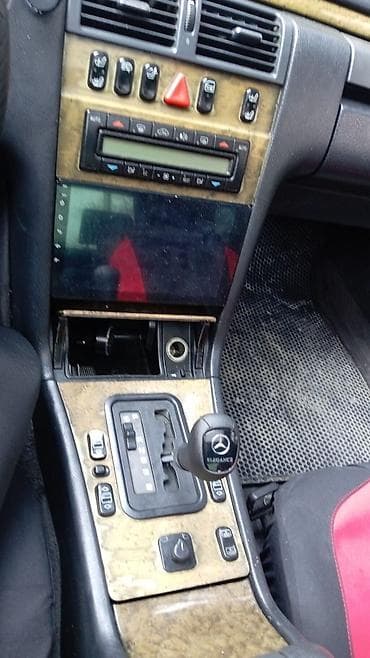 disk teker r18: Mercedes-Benz E-Class (W210) sedan - Kuzov: gümüşü rəng, 4 qapı, tam — 7