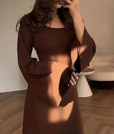 Nora bakudan 45 AZN alınıb yenidir M razmer 20 AZN satilir