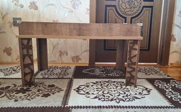 işlənmiş stol: Jurnal masası, İşlənmiş, Açılmayan, Dördbucaq masa — 1