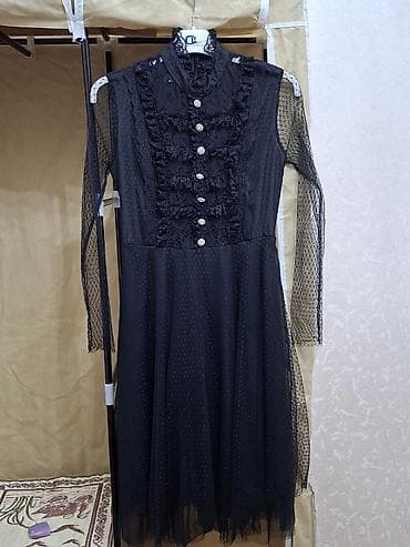 qara don: Qara zərif geyim – dizdən aşağı uzunluqda, şifon/tül və krujeva — 1