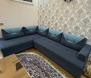 Kunc divan satilir 550azn. Olcu 170*240. Perladan alinib. Acilmir