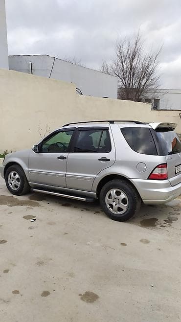 lider diski type 0: Mercedes-Benz ML 270: 2.7 l | 2003 il Ofrouder/SUV — 1