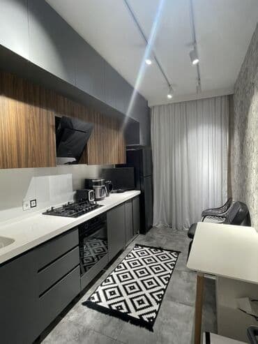 Günlük kirayə mənzillər: Məkan: Müasir dizayna sahib 3otaqlı mənzilin interyeri Təsvir: - — 4