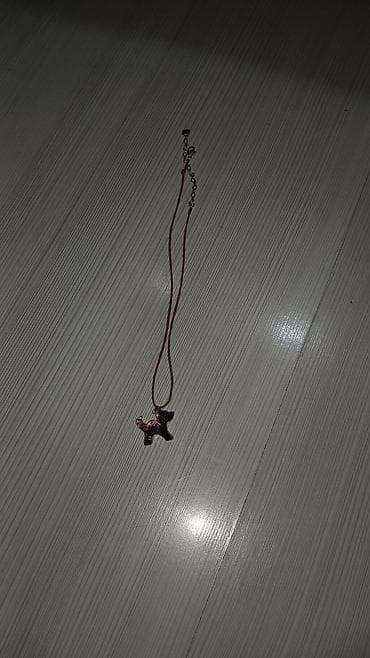 nazik sep: Heyvan fiqurlu boyunbağı - Asqı: it formasında dekorativ fiqur — 1