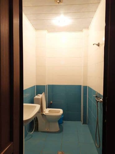 xırdalanda kirayə mənzillər: Xətai metrosuna yaxin yerləşən ümumi sahəsi 130 kv,m olan,4 otaqlı — 10