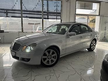 Mercedes-Benz E-Class: 2.2 l | 2008 il Sedan