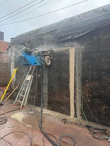 ikinci əl seyf qapi: #betonisleri #beton #betonkesme #betonkəsimi #betonkesim #betondesme — 6