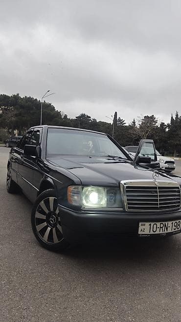 masin apteckasi: Avtomobil salonunun təkmilləşdirilməsi paketi - Multimedia: 9–10 — 9