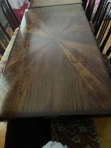 Qonaq masası, İşlənmiş