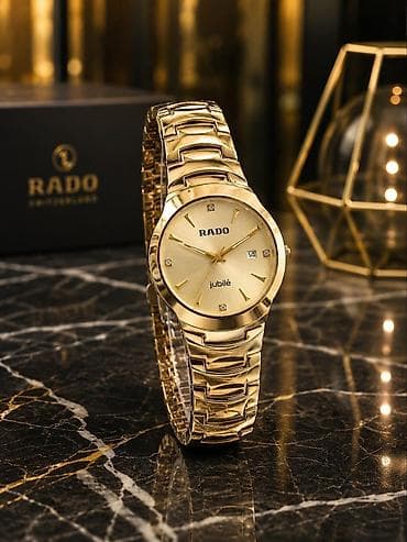Universal Rado saatı