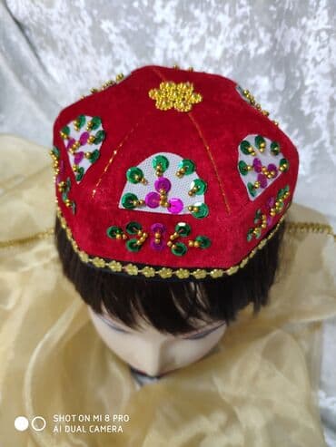береты с рисунком: Araxçınlar hər rəngdə. kirayəsi 5₼ — 6