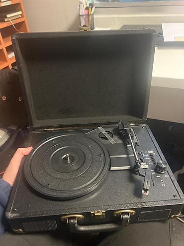 sabbufer: Qrammafon yenidir isdifade olunmayib tep teze bagli qutuda — 1