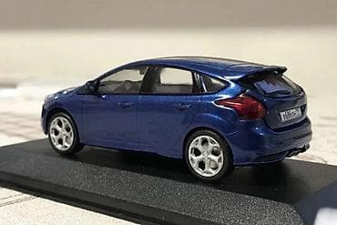 Velosiped ehtiyyat hissələri: Ford Focus ST miniatür model avtomobil - Miqyas: 1:43 - Korpus: metal — 3