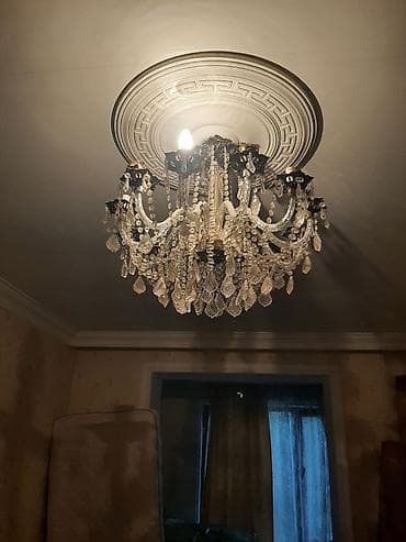 Çılçıraq, 10 və daha çox lampa, Şüşə