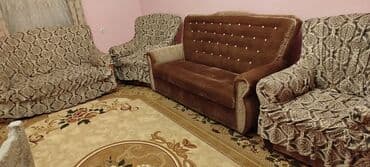 islemis divan: Divan, kreslo 2 kreslo və 2 divan, divanlar biri 3 nəfərlik, biri 2 — 4