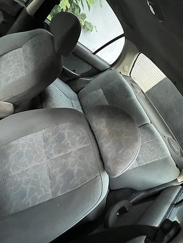 şevrolet aveo satışı: Hyundai Accent sedan Hunday Aksent 1995 Qiumət 2500 mator 1.5 — 3