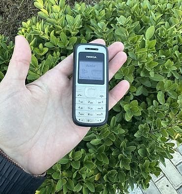 telefon kabrosu: Nokia 6700 Slide, < 2 GB Memory Capacity, rəng - Qara, Düyməli — 1