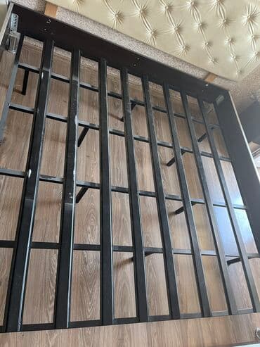 həsənoğlu mebel şirkəti: Carpayi altığı. Ölçüsu 2,0/2,0m. Karkasla satılır — 5