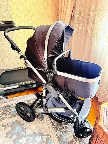 papaq modelləri: Çıxarıla bilən beşikli araba — 1