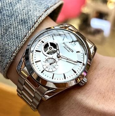 Yeni, Qol saatı, rəng - Qara