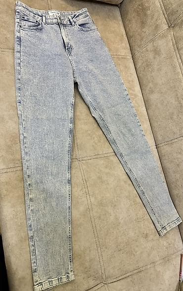 Paltolar: Açıq mavi yuyulma effektli dar kəsim cins şalvar YENİDİR — 2