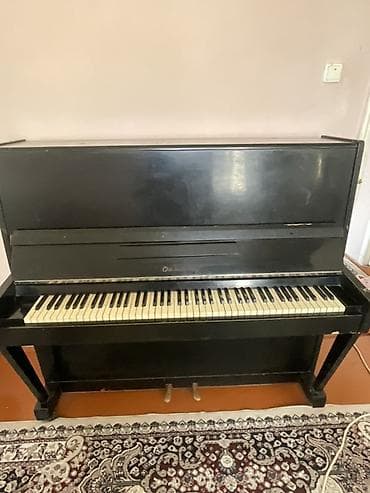 qara zurna: Şaquli piano – “Odesa” markası Xüsusiyyətlər: - Korpus: klassik qara — 4