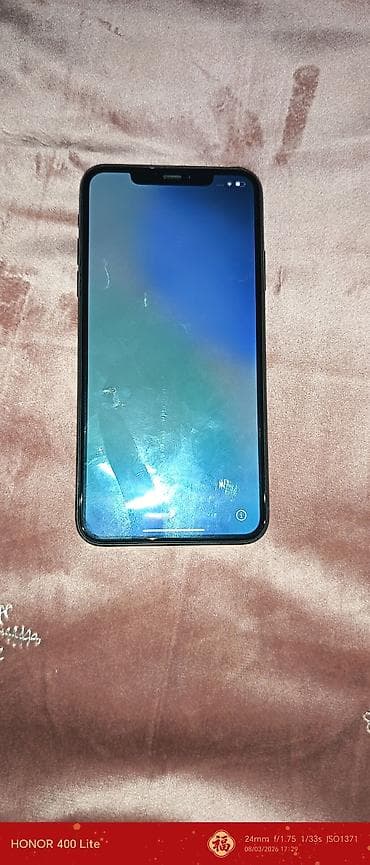 iphone xr kredit: IPhone 11 Pro, Matte Midnight Green, Face ID — 2