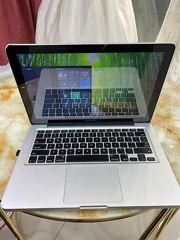 macbook air 13: Apple MacBook Pro noutbuku - Model: MacBook Pro (alüminium gövdə — 1
