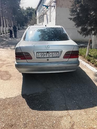 Motonəqliyyat: Mercedes-Benz E-Class: 2.2 l | 2000 il Sedan — 6