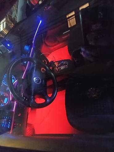 фольксваген пассат 1: Volkswagen Passat sedan - Kuzov: gümüşü rəng, 4 qapı, yüngül lehimli — 3