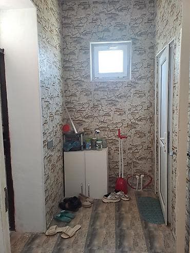 ev çertyojlari: Satılır: 3otaqlı mənzil/interyerli ev Satilir tecili sarilir borcla — 1