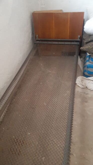 İşlənmiş, Təknəfərlik çarpayı, Bazasız, Matrassız, Siyirməsiz