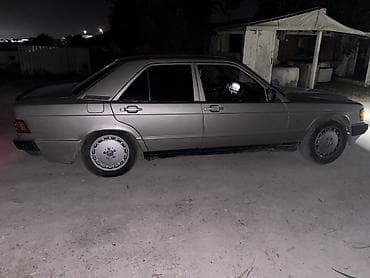 larzon disk: Mercedes-Benz 190 (W201): 2 l | 1986 il Sedan — 2