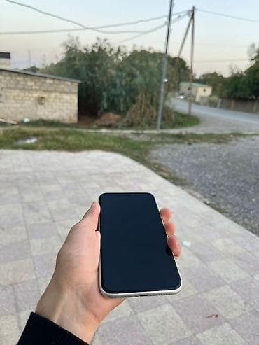 12 minj: IPhone 11, Ağ, Face ID — 3