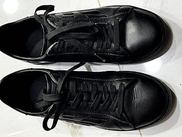 черные мужские ботинки: Qara rəngli bağcıqlı kişi krossovkaları - Material: hamar teksturalı — 2