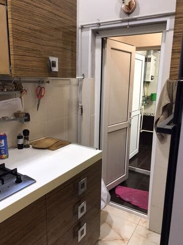 şəkidə həyət evləri: Satılır: həyət evi (təmirli, həyətli sahə) - Plan: girişdə eyvanlı — 34