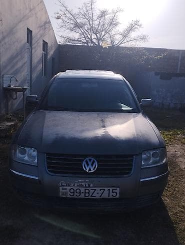 pasat 2001: Volkswagen Passat sedan - Korpus: Boz rəng, 4 qapılı sedan - — 2