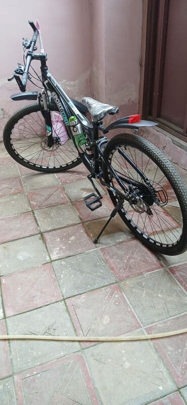 islenmis velosipedler: İşlənmiş Dağ velosipedi 29", sürətlərin sayı: 7, Ünvandan götürmə — 5