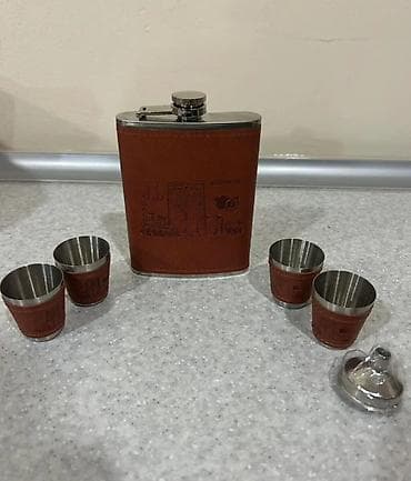 Dəri üzlü “Azerbaijan/Baku” temalı cib kolbası dəsti - Material