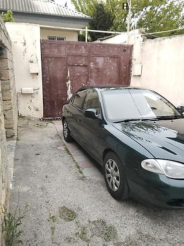 bmw satıram: Hyundai Elantra: 2 l | 1999 il Sedan — 3