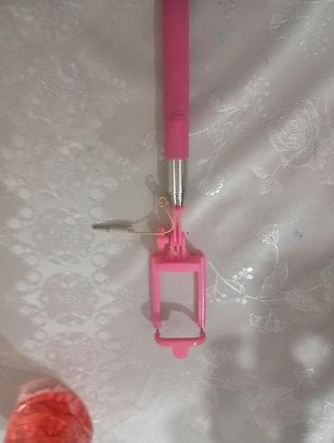 Özçəkmə çubuğu (selfie stick) – simli, mexaniki düyməli, çəhrayı rəng — 3