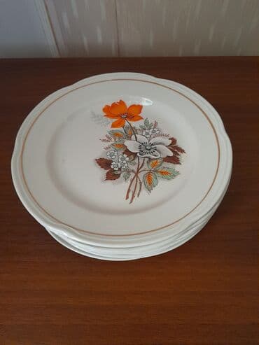 Kasalar, 12 ədədli dəst, rəng - Ağ, Farfor, SSRİ lalafo.az -da Kasalar, 12 ədədli dəst, rəng - Ağ, Farfor, SSRİ