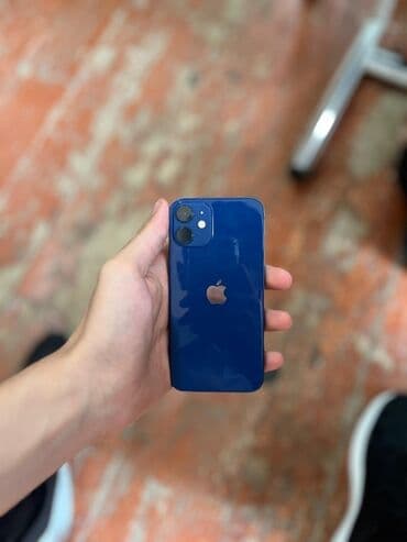 мини телефон: IPhone 12 mini, 64 ГБ, Face ID — 3